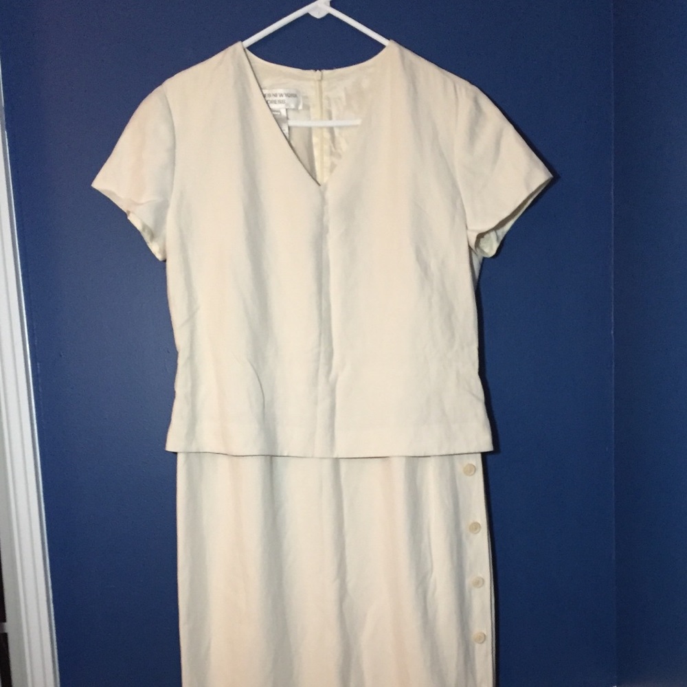 Women’s dress